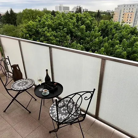 Utulny 3 Izbovy V Tichej Lokalite * טרנבה