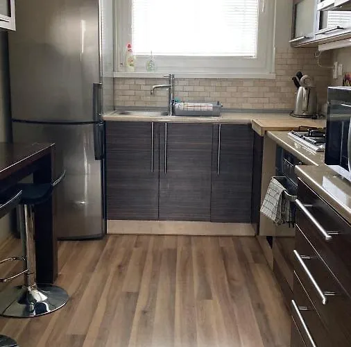Utulny 3 Izbovy V Tichej Lokalite Apartament Trnawa